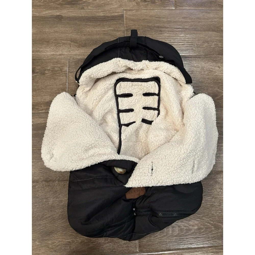 jj cole bundle me Infant Car Seat Cover Black‎ With Buttons & Hood Shearling